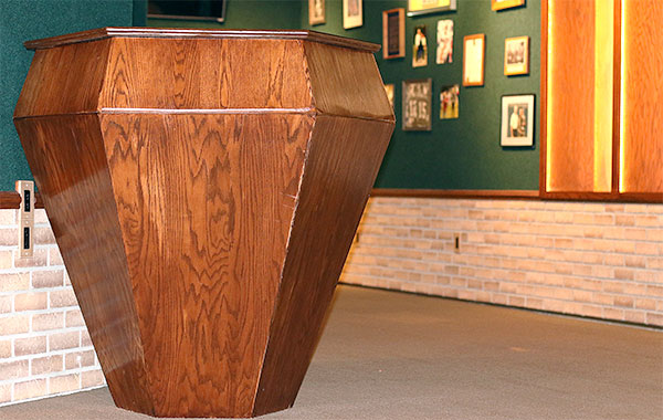 Diamond Table Crafted for Bart Starr Helps At Risk Youth Change